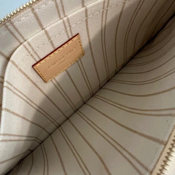 LOUIS VUITTON Zipped Pouch Damier Azur (NWOT) - Picture 6 of 10